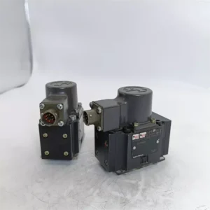 Rexroth Directional servo-valves R900767853 4WS2EM10-5X/30B11ET315K31EV...